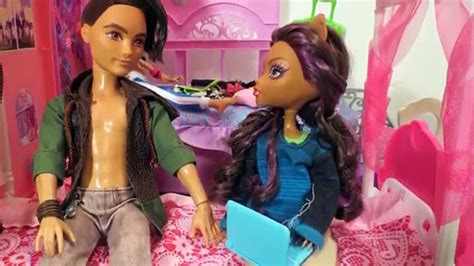 Who is clawdeen's boyfriend. Things To Know About Who is clawdeen's boyfriend. 